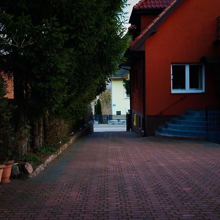 E&M Bed & Breakfast Mikołajki Екстериор снимка