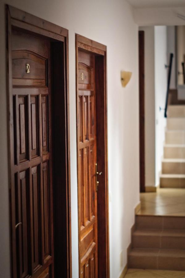 E&M Bed & Breakfast Mikołajki Екстериор снимка