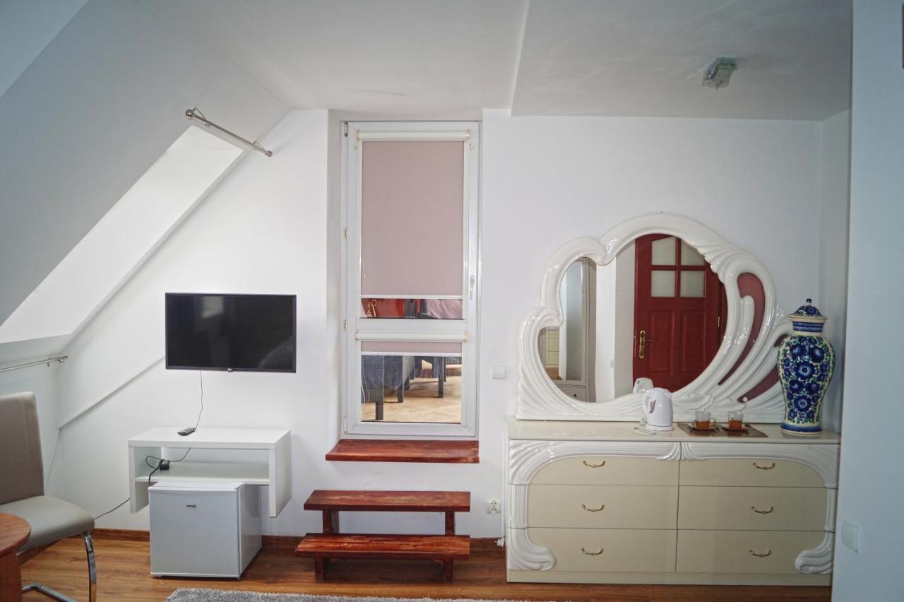 E&M Bed & Breakfast Mikołajki Екстериор снимка