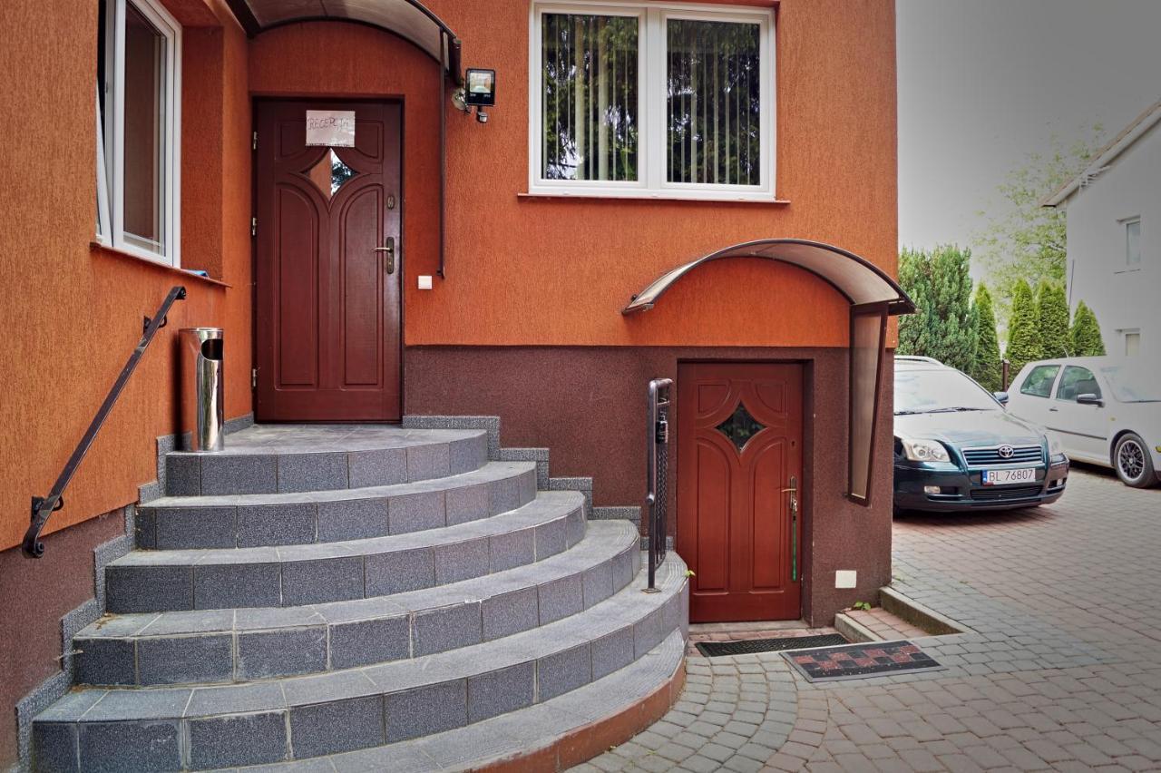 E&M Bed & Breakfast Mikołajki Екстериор снимка