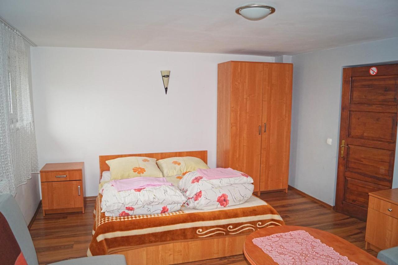 E&M Bed & Breakfast Mikołajki Екстериор снимка
