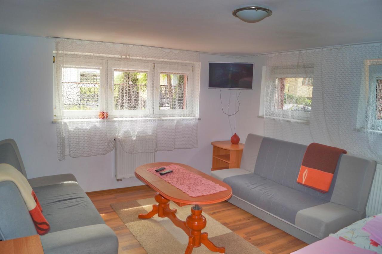 E&M Bed & Breakfast Mikołajki Екстериор снимка