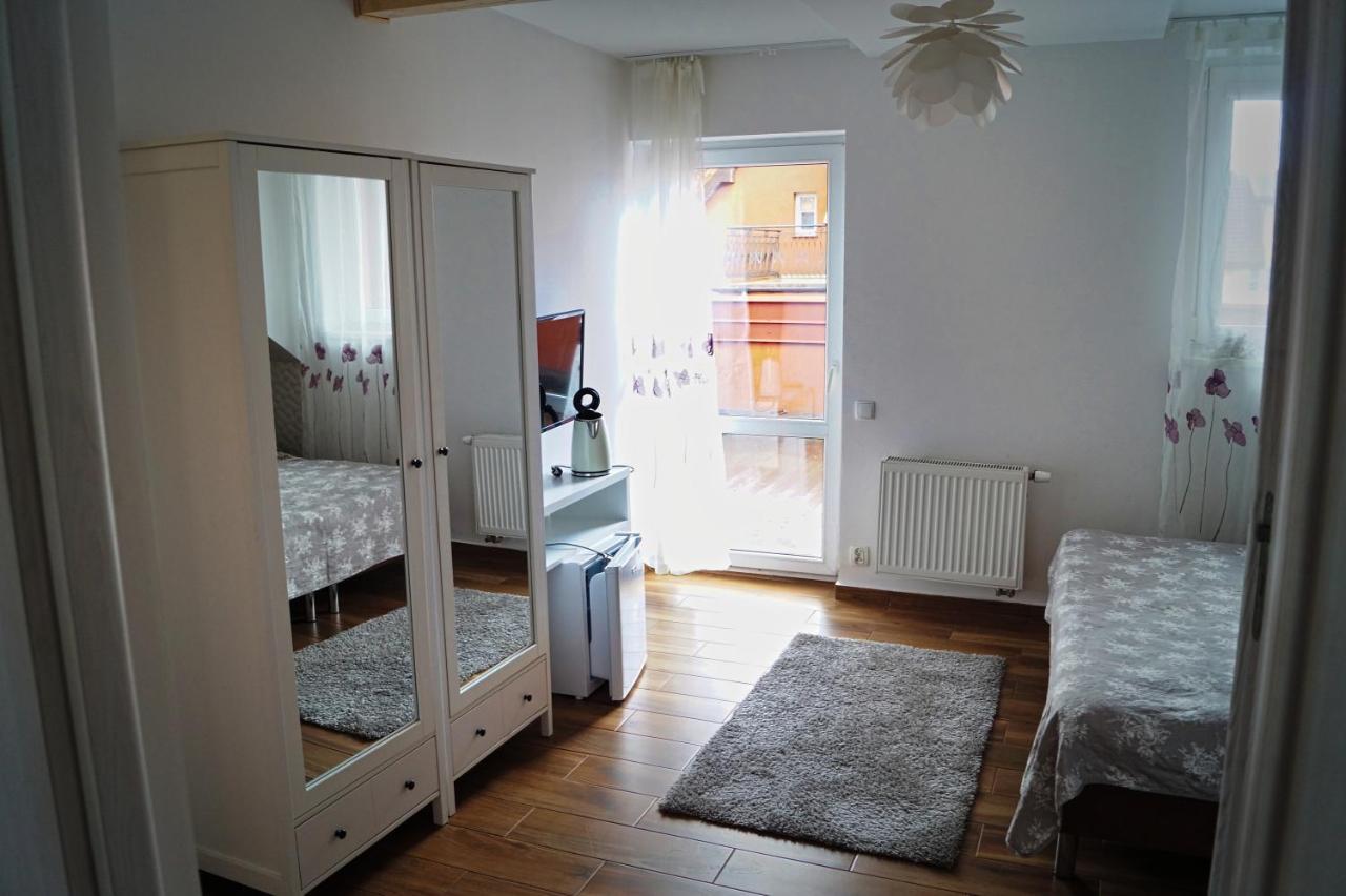 E&M Bed & Breakfast Mikołajki Екстериор снимка
